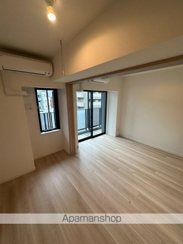 シーズンフラッツ門前仲町の内装写真