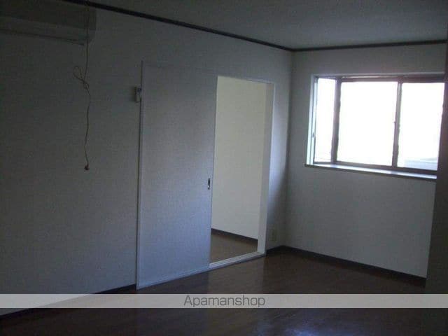 ラフォール寝屋川Bの内装写真