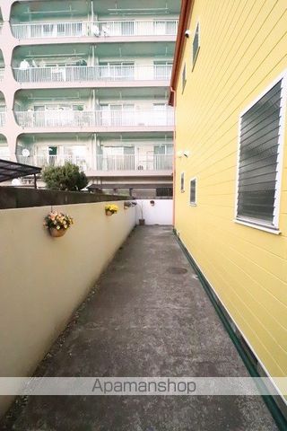 ベルフォーレ武蔵野台[1DK/27m2]のエントランス1