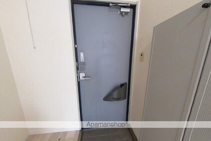 パークハイツ[1R/27.08m2]の玄関