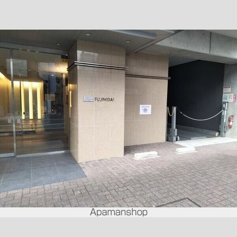 プラウドフラット富士見台の玄関写真