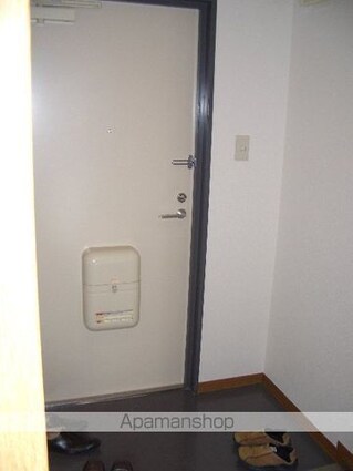 カルフールⅥ[2LDK/54m2]の玄関