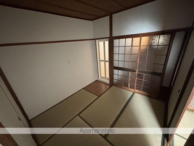 小西第一住宅の内装写真