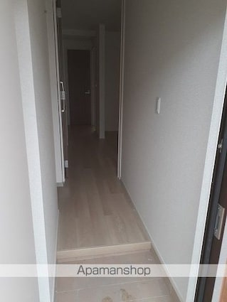 グランフィールド　Ｃ[1LDK/43.61m2]の玄関