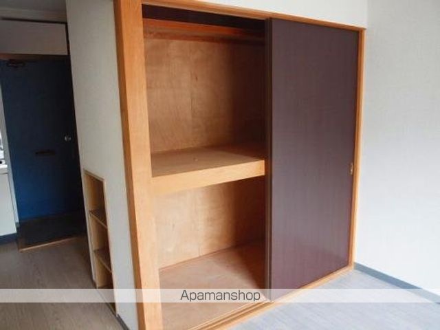 クリスタルマンションの内装写真