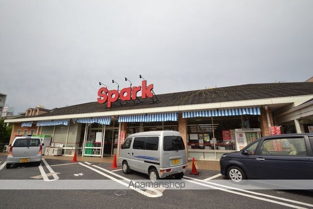 スカイビュー高須台[3LDK/75.01m2]の周辺3