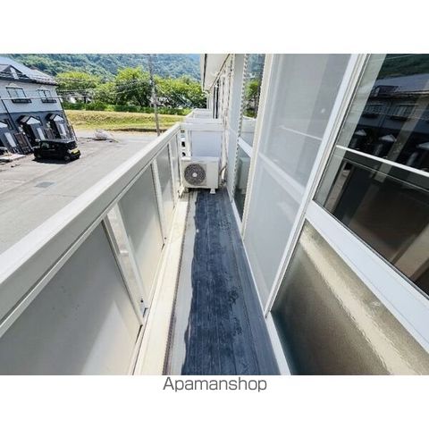 SURPLUS藤の内装写真