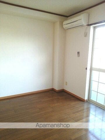 ポーセリンふじいの内装写真