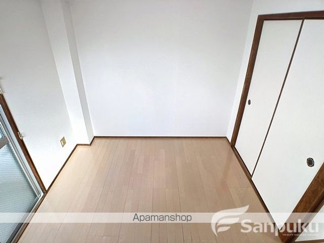 サンデーハイツ萱町の内装写真