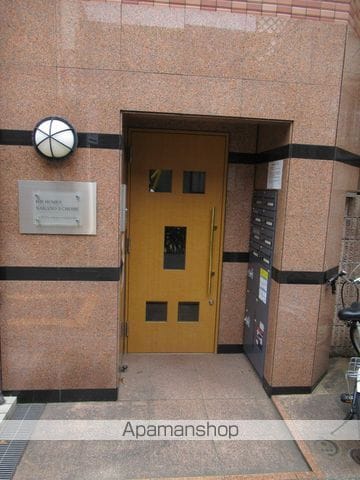 DRホームズ中野一丁目の玄関写真