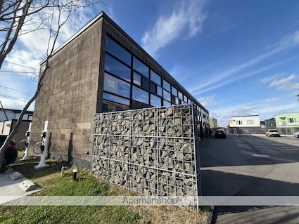 ｋｕｒｏｋａｎｅ３９（クロカネ３９）[2LDK/81.34m2]の外観2