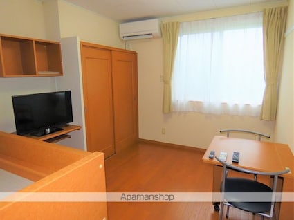 レオパレスＣｏｒｎｉｏｌｏ[1K/28.02m2]のリビング・居間1