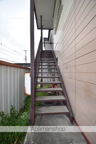 コーポ島の玄関写真