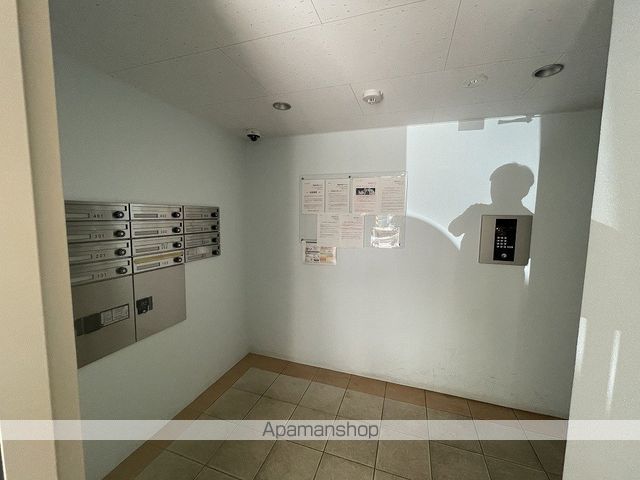 ブルーオーシャンS14W6の玄関写真