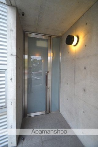 CASA DEL RIOの玄関写真