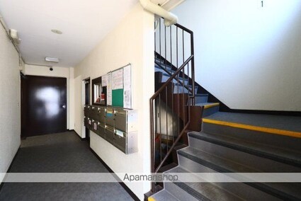 東京都中野区弥生町５丁目[1K/20.78m2]のエントランス3