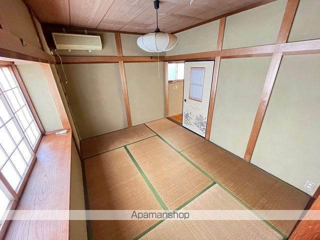 近鉄京都線 伊勢田駅 徒歩3分 2階建 築43年の内装写真