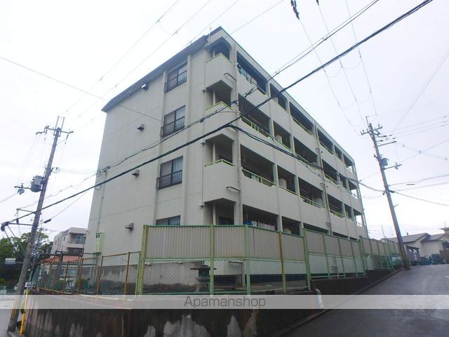 コーポ忠栄の外観写真