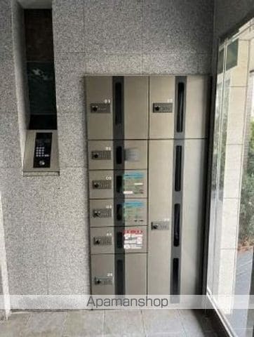 アークアベニュー光の森駅前の玄関写真