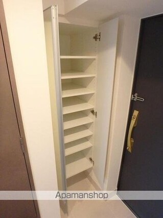 トゥールタ春日町[1K/25.18m2]の玄関2