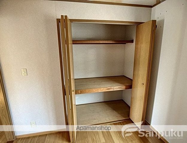 レジデンス淡路 Aの内装写真