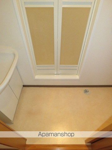 アーバンフラッツ豊平4条の内装写真