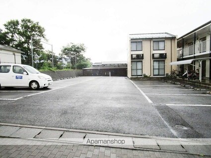 レオパレスアメニティー柿平[1K/23.18m2]の駐車場