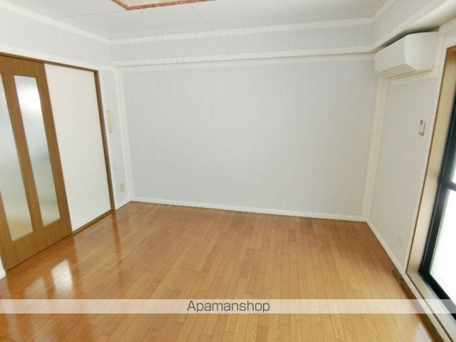コンフォール大久保の内装写真