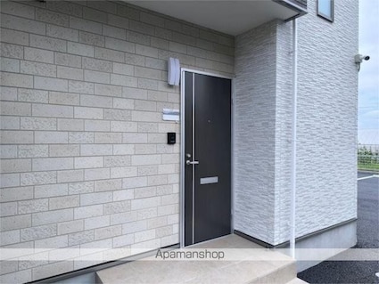 Ｓａｋｕｒａ　Ｔｅｒｒａｃｅ　（サクラ　テラス）[2LDK/56.23m2]のエントランス