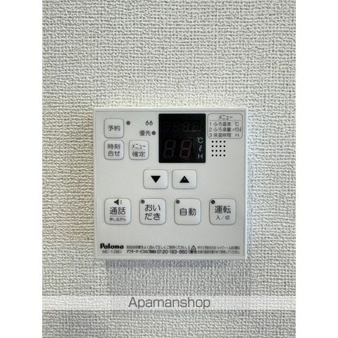 ドゥーエ三ノ輪IIIの内装写真
