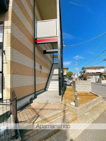 レオパレスコートサイド ヴィラの外観写真