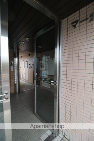 マーガレットM−IIの玄関写真