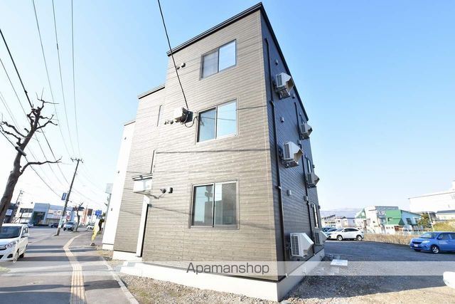 パオス田家の外観写真