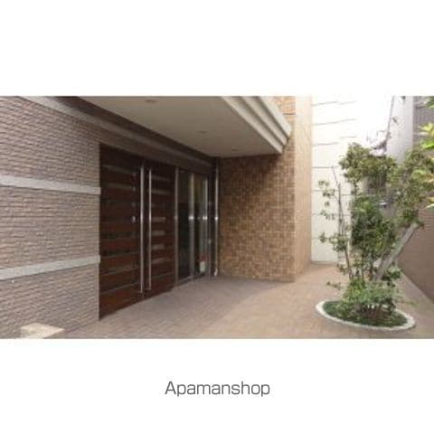 AXIS桜通内山の玄関写真