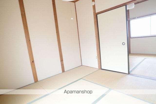 宮川連棟貸家の内装写真