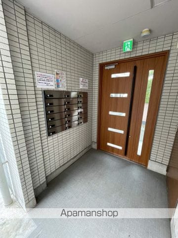 LUCRASの内装写真