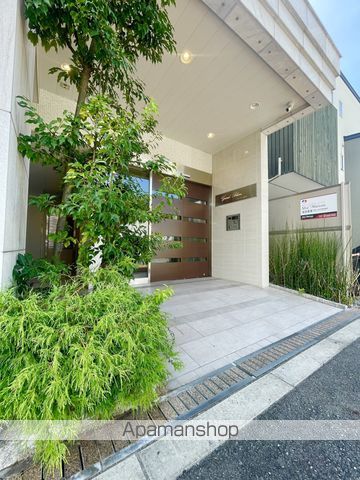 グランブラン南田辺の玄関写真