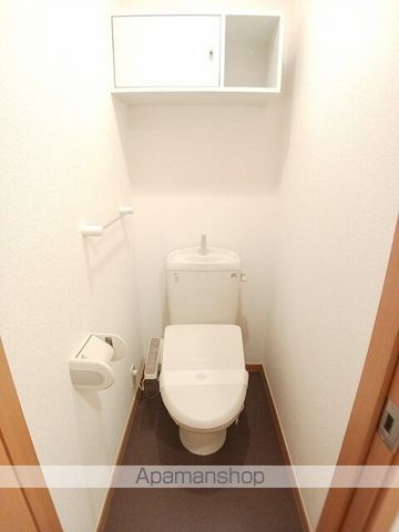 アベンシス5の内装写真