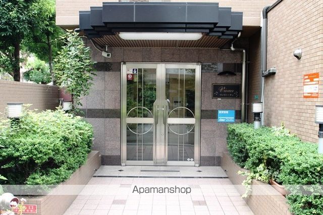 ヴィヴァーチェの玄関写真