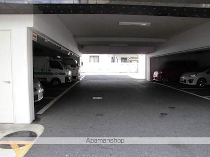 ＲＥＳＩＤＥＮＣＥ　ＳＡＴＳＵＭＡ[1LDK/49.63m2]の駐車場
