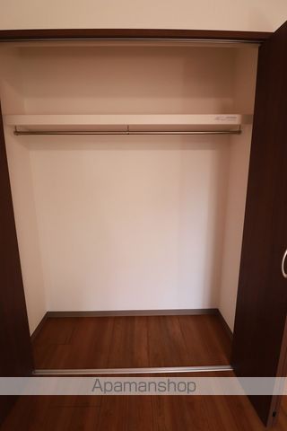 バードピア新田C棟の内装写真