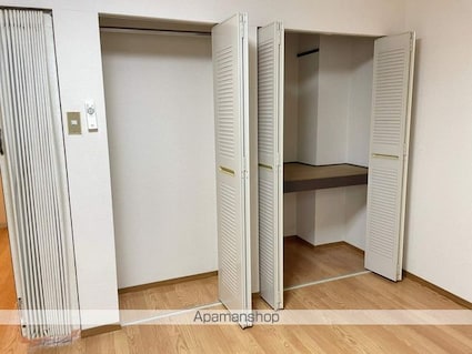 ホワイトメゾン[1K/26.45m2]の収納