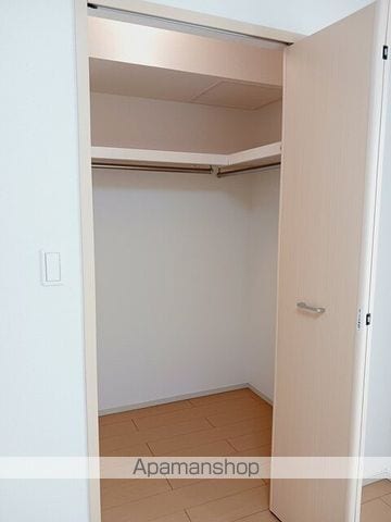 タヴォロッツァ カーサーの内装写真