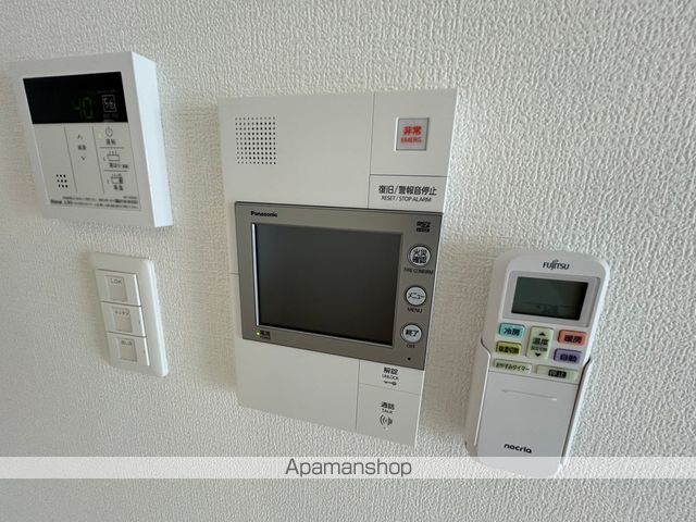 セレニテ江坂グランデの内装写真