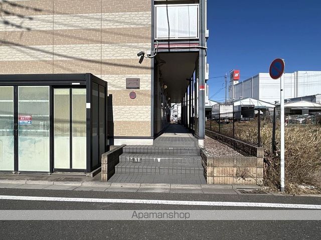 レオパレスエトワールの玄関写真