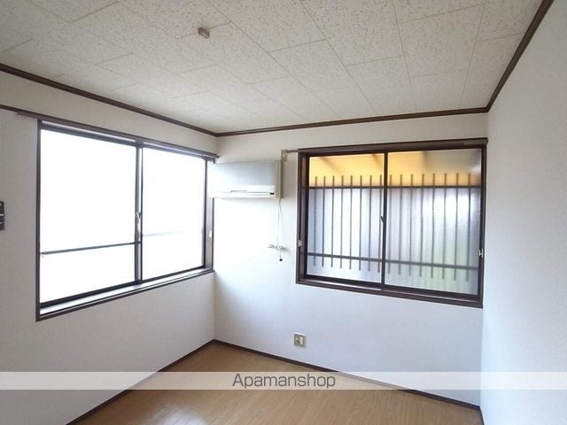 ハイツ紫峯の内装写真