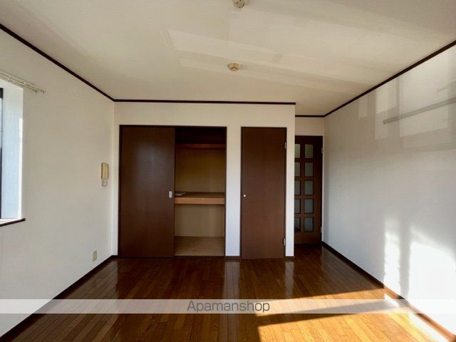メゾン東七松の内装写真