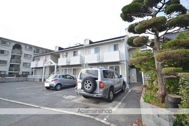 ファミーユ三宅の外観写真