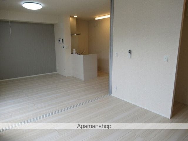 Abreast-T IIの内装写真
