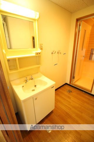 コスモロイヤル東苗穂A棟の内装写真